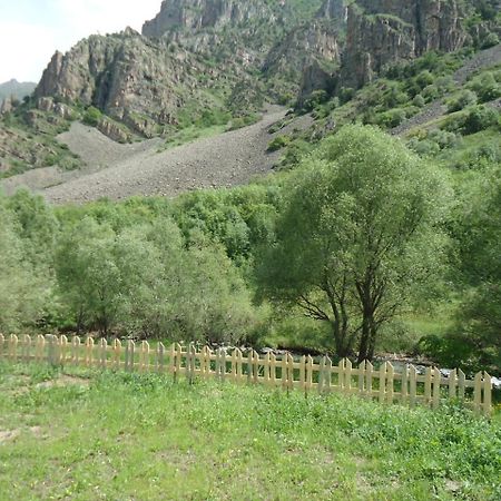 The River House Yeghegis Yekhegis Buitenkant foto